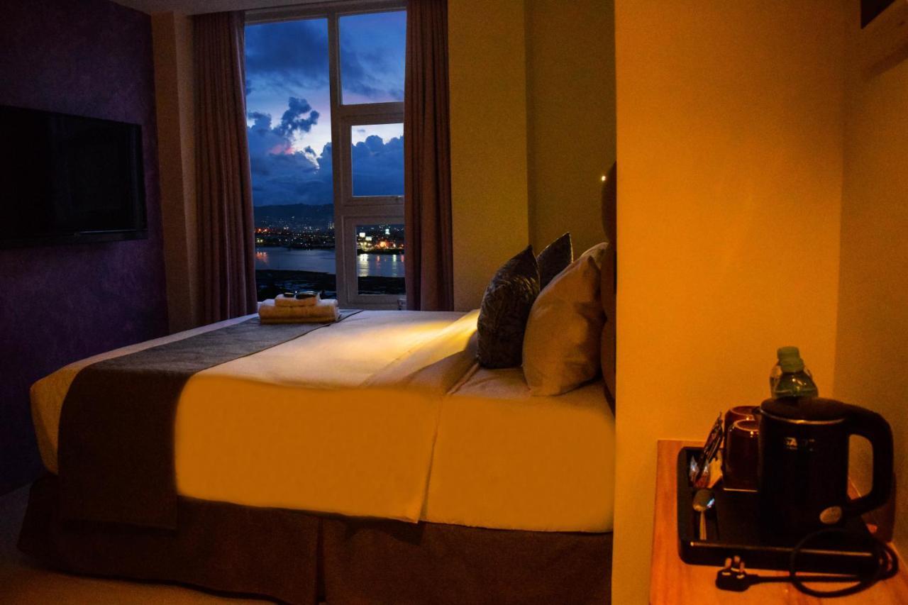 Cebu Dulcinea Hotel And Suites-Mactan Airport Hotel Lapu-Lapu City Esterno foto