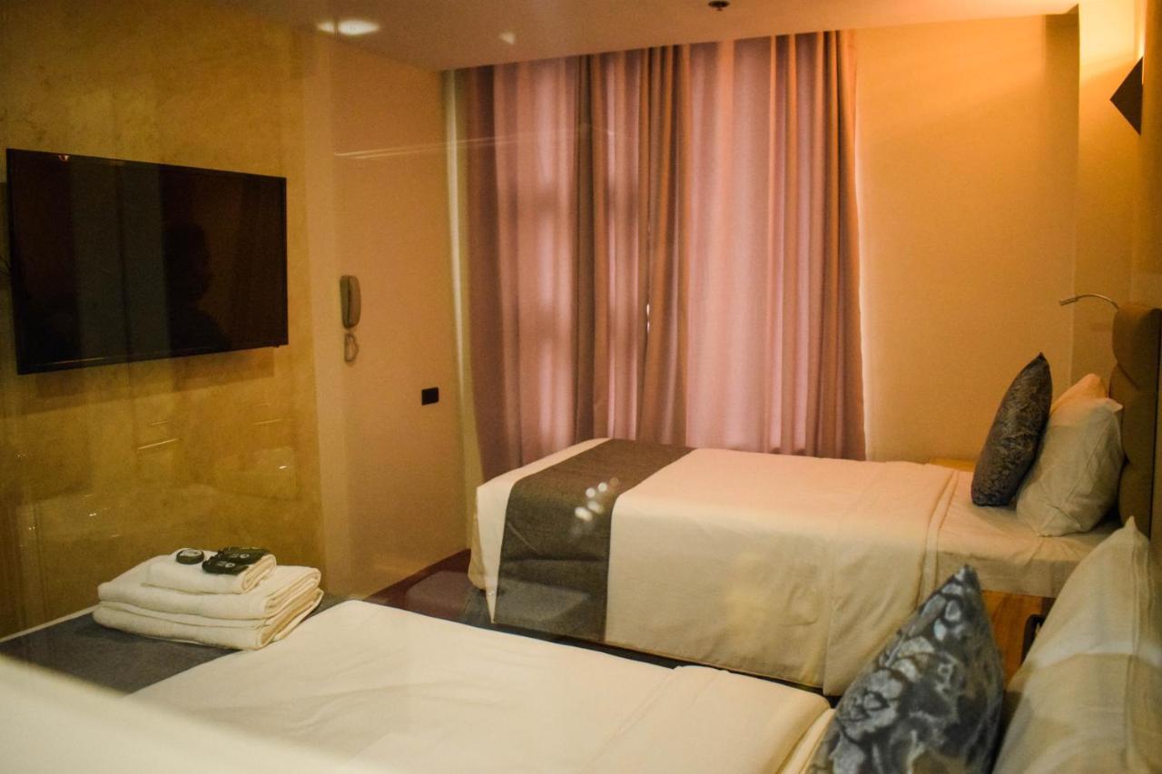 Cebu Dulcinea Hotel And Suites-Mactan Airport Hotel Lapu-Lapu City Esterno foto