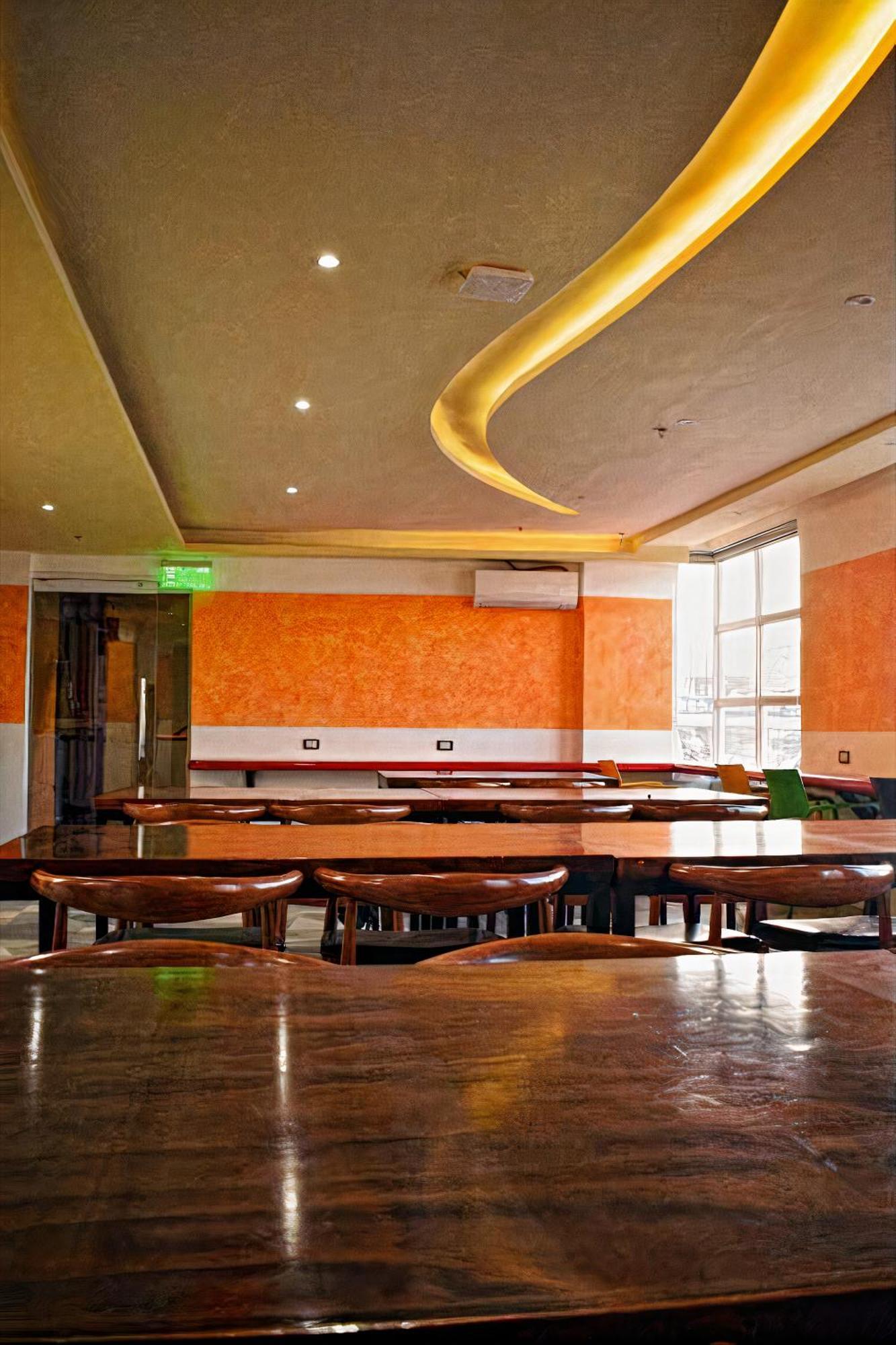 Cebu Dulcinea Hotel And Suites-Mactan Airport Hotel Lapu-Lapu City Esterno foto