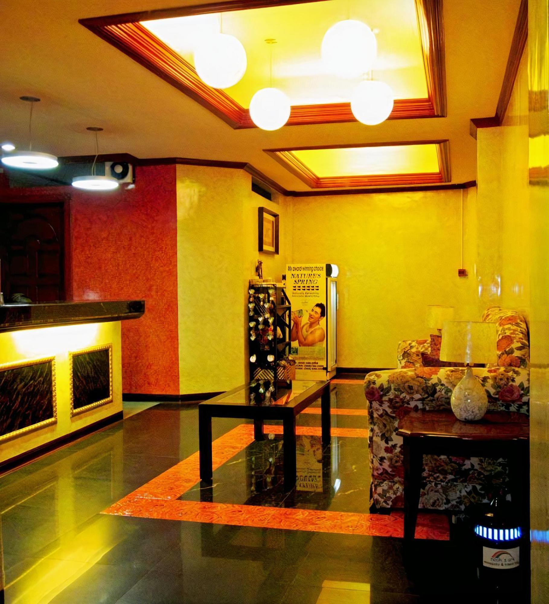 Cebu Dulcinea Hotel And Suites-Mactan Airport Hotel Lapu-Lapu City Esterno foto