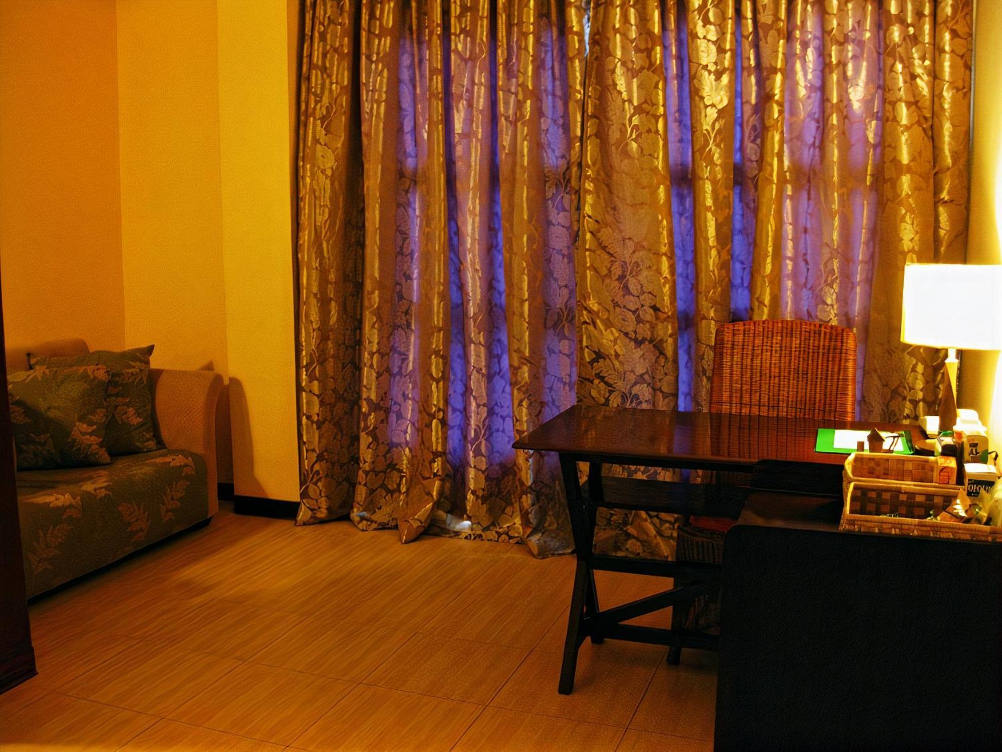 Cebu Dulcinea Hotel And Suites-Mactan Airport Hotel Lapu-Lapu City Esterno foto